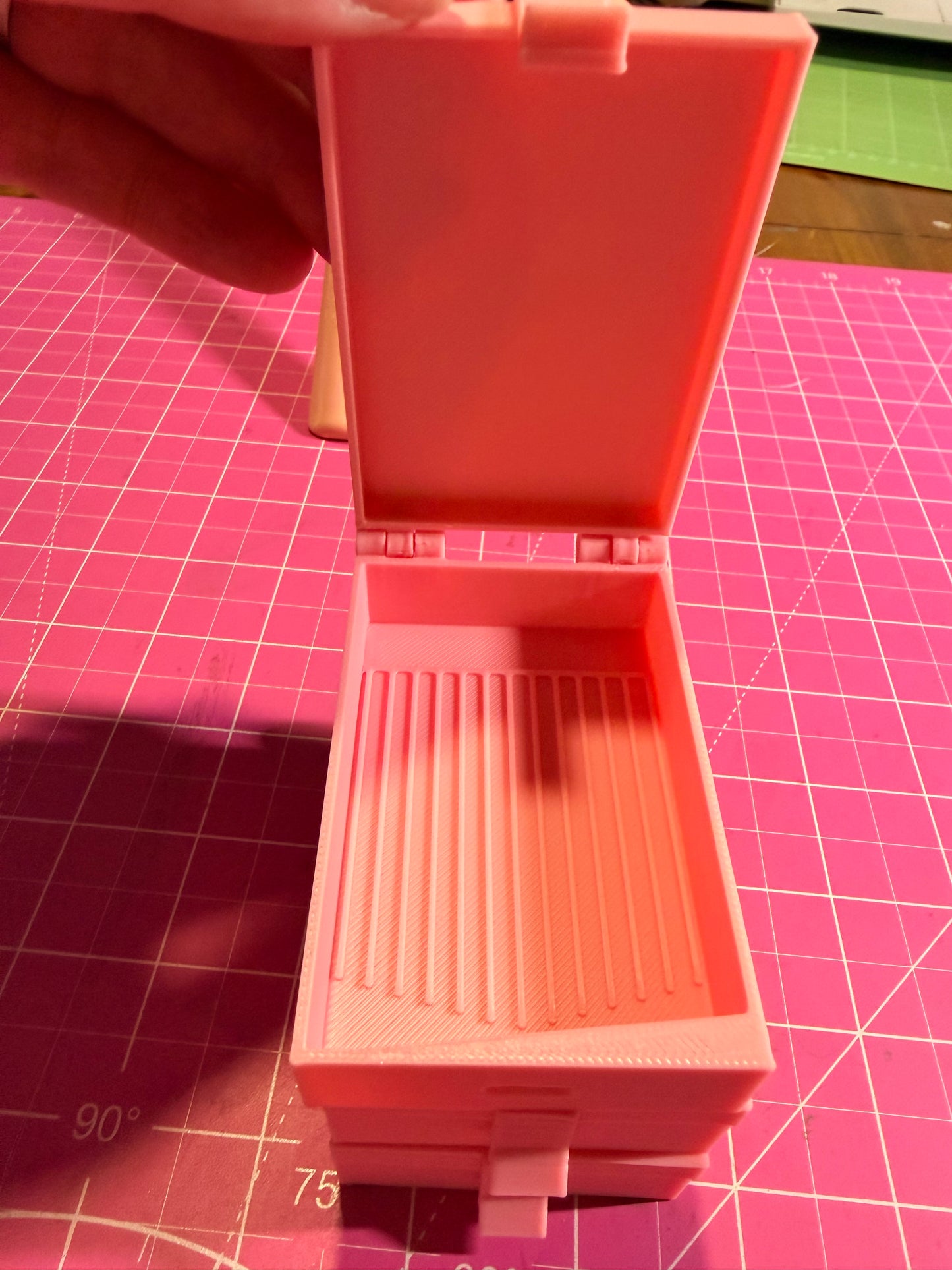 3d printed Flippa confetti trays x3.... size 3x2 inches