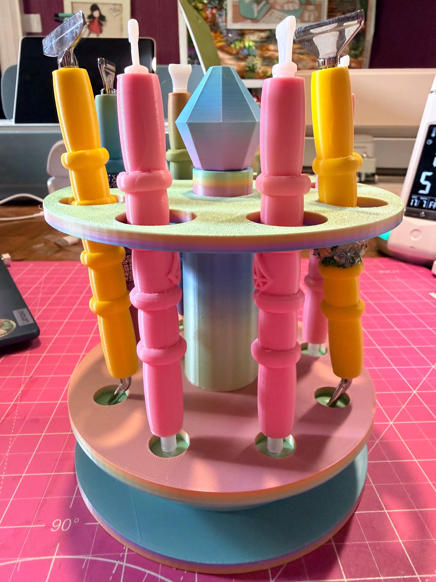 3d Printed Carousel Diamond Art Pen holder