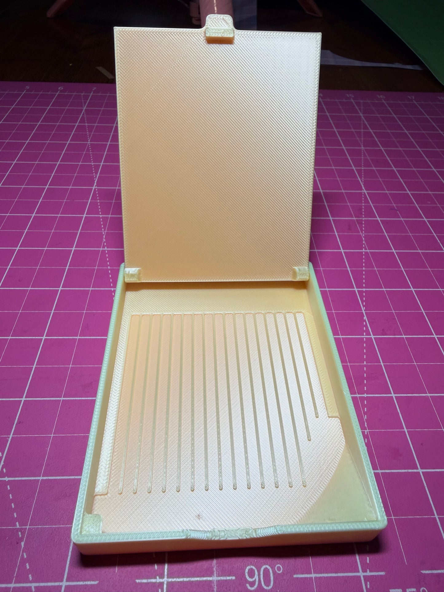 Flip lid 3d printed Diamond Art tray colour rainbow silk