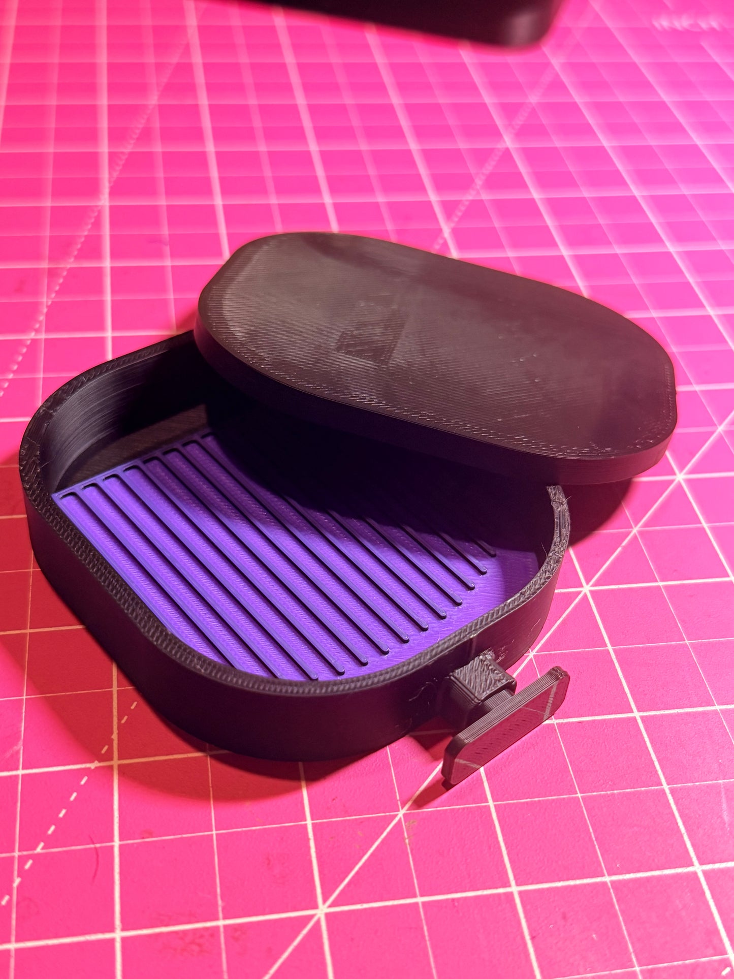 New baby sister 3d printed 3x3 and a bit inches tray, snap on lid, sunken recess