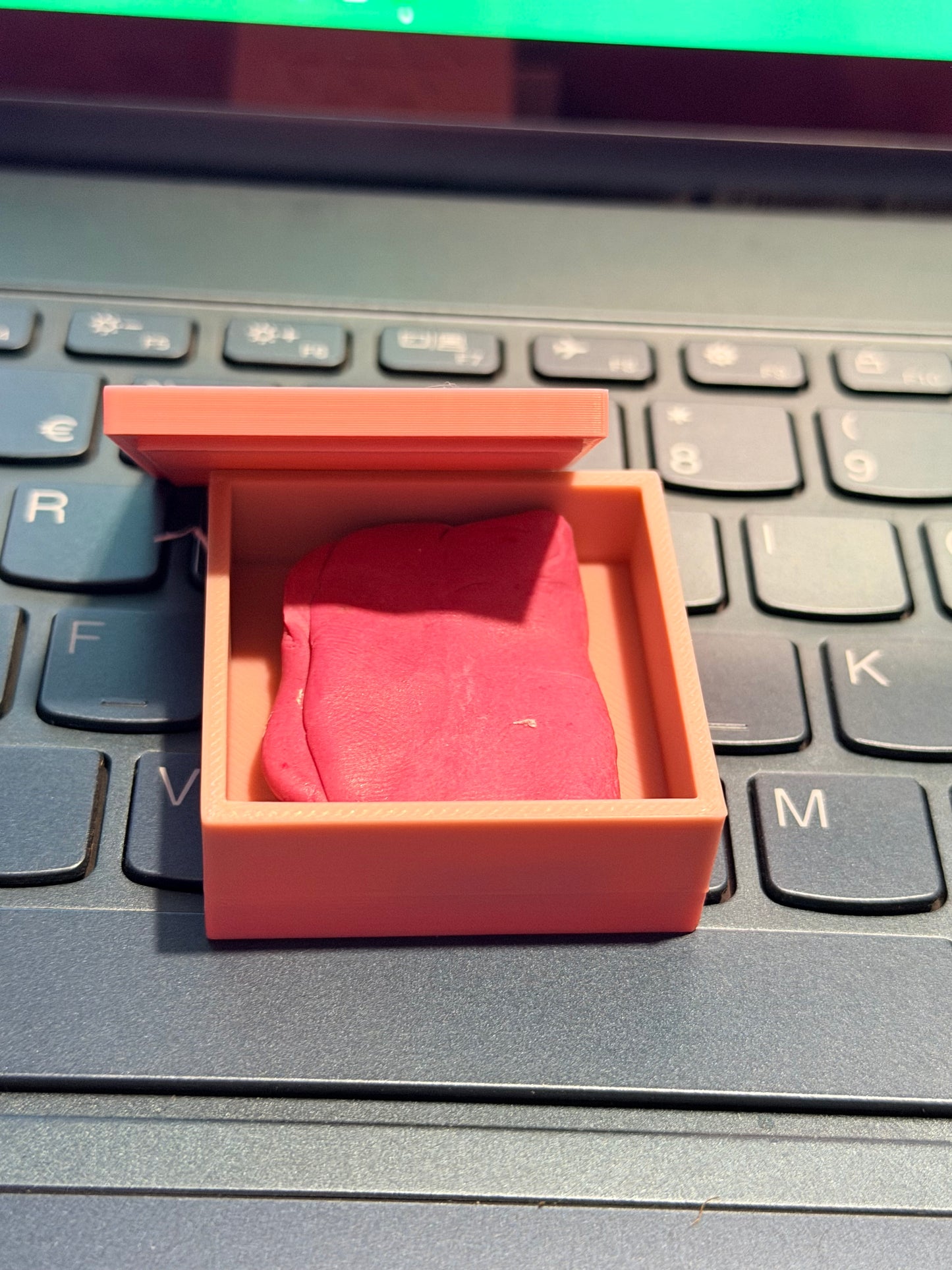 Cute tiny Putty/Wax box 3d Printed