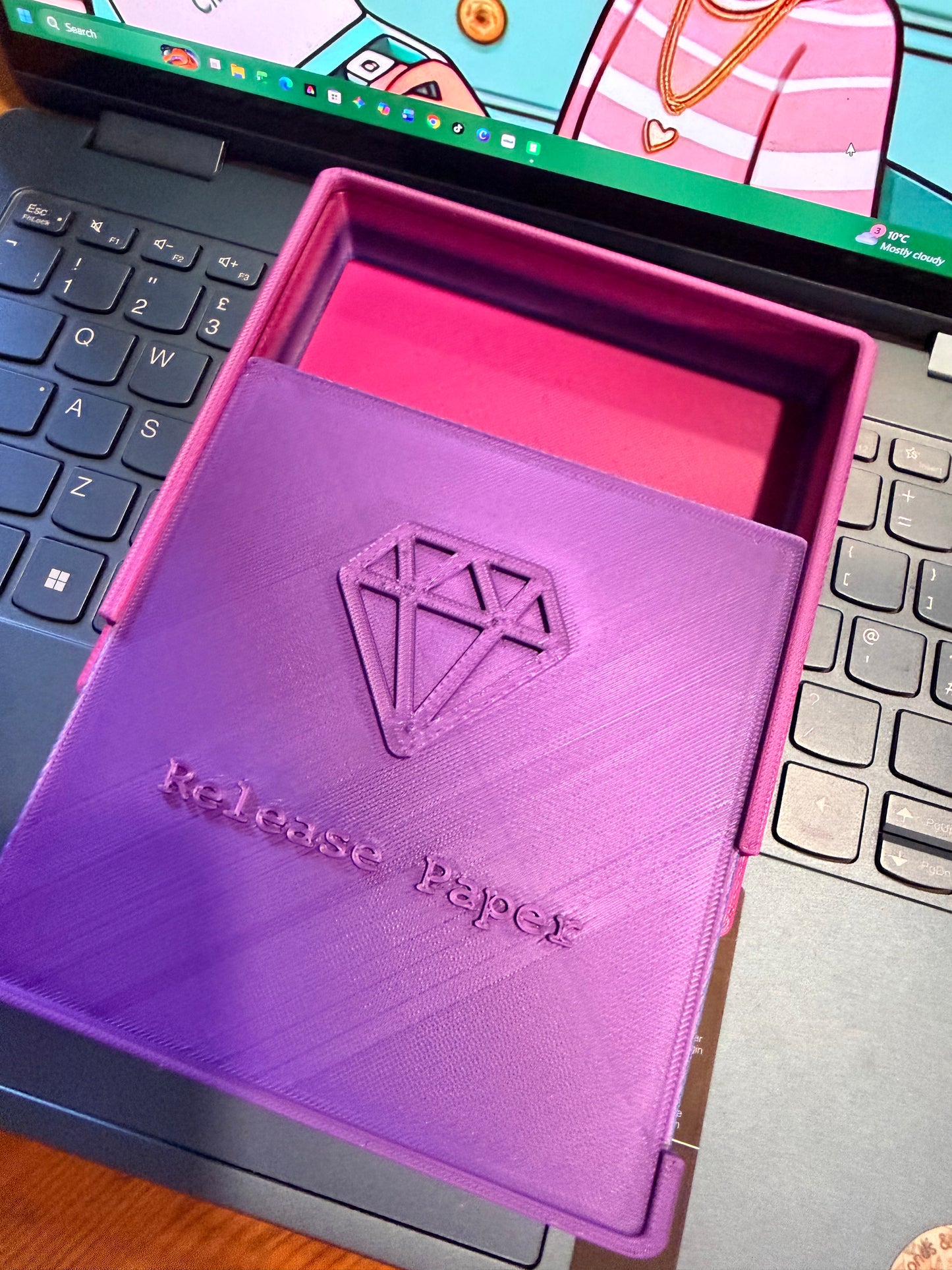 My new design 3d printed 5x5 Release Paper box for your smaller Release Paper