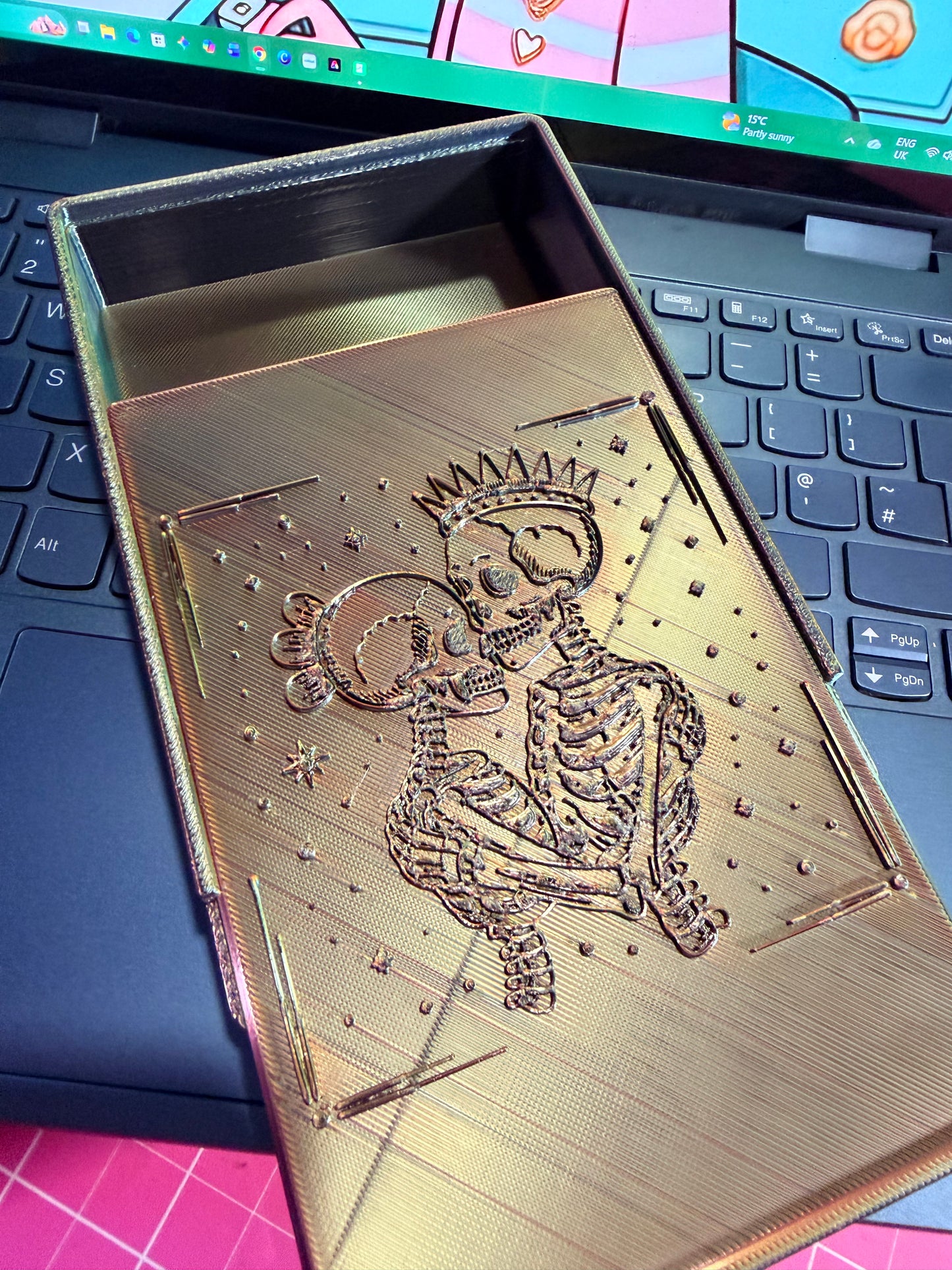 Ooopsie Daisey Gothic Gold Release Paper Box 6x4 inches